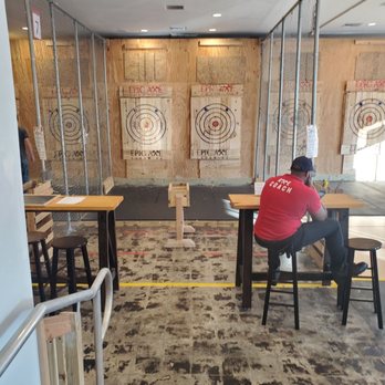 Epic Axe Throwing - Axe Throwing Near Me - Orlando, Florida