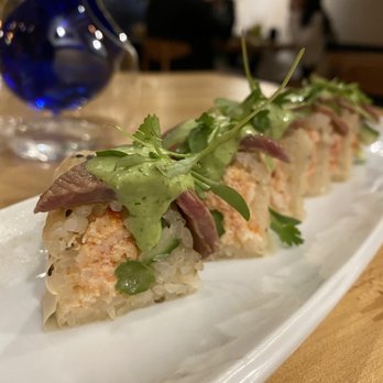Hamasaku - Kendall roll - Japanese Near Me - Los Angeles, California