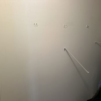 Mike's Handyman Services - His contention: "220 lbs each," "3-4 anchors," "never had shelving fall") - Handyman Near Me