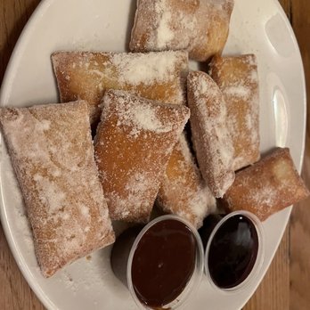 Olive Garden Italian Restaurant - Warm Italian Doughnuts - Italian Near Me - American Fork, Utah