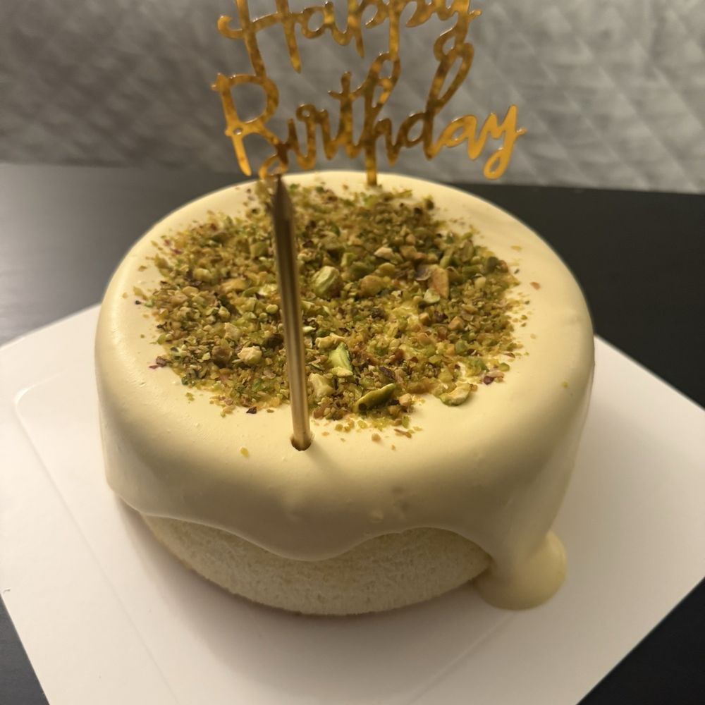 Orange Pistachio molten cake Orange Pistachio molten cake