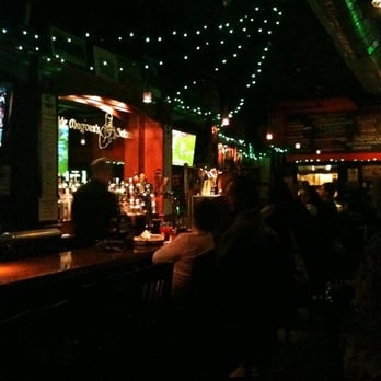 Olde Magoun's Saloon - Irish Near Me - Somerville, Massachusetts