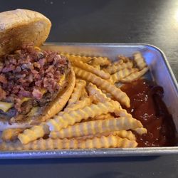 The Sidetrack - Bacon Cheeseburger