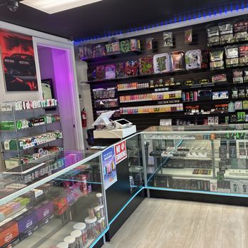 mo's smoke and vape MO'S SMOKE AND VAPE - Updated May 2026 - 39 Photos - 169 Mall Circle Dr,  Murfreesboro, Tennessee - Vape Shops - Phone Number main image 1