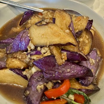 Chao Phra Ya - eggplant in yellow sauce - Thai Near Me - Herndon, Virginia