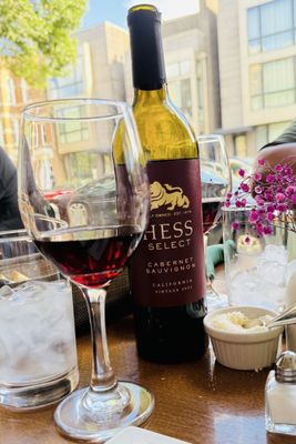 2246 W Armitage Ave by null