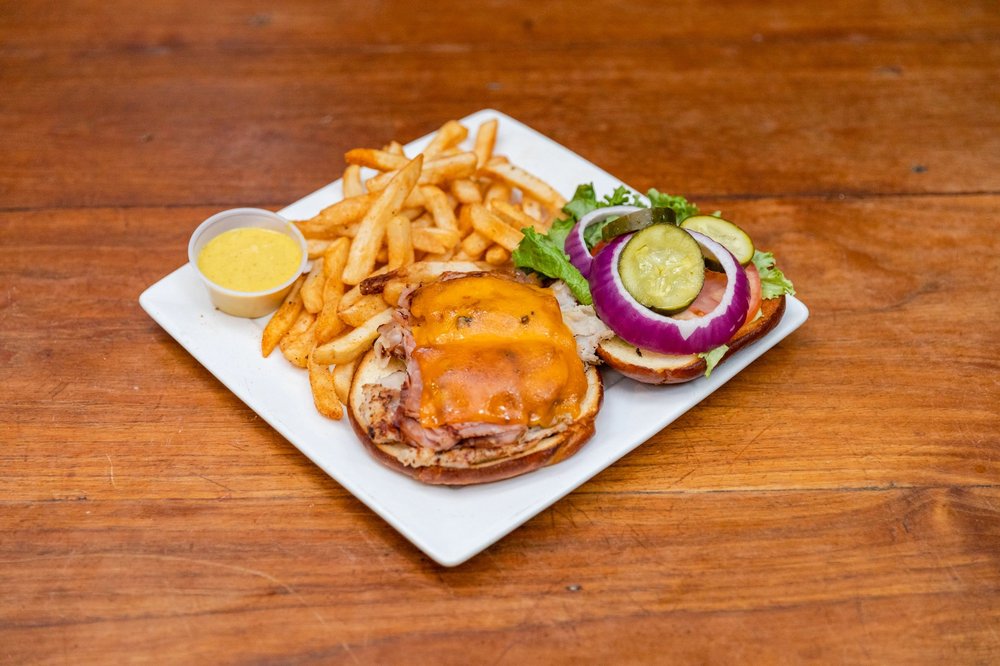 O'Quigley's Seafood Steamer & Oyster Sports Bar