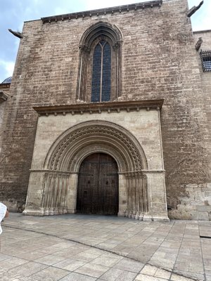 Valencia Cathedral by null
