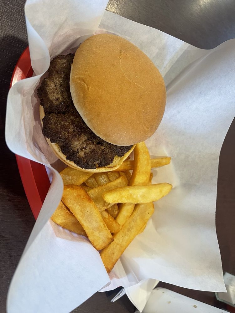 Father & Sons Grill Logo