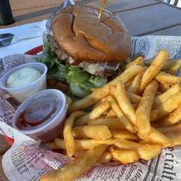 BBQ Burger (huge & delicious) + BEST. FRIES. EVER! BBQ Burger (huge & delicious) + BEST. FRIES. EVER!