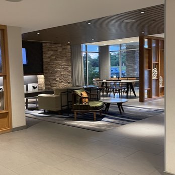 Fairfield by Marriott Inn & Suites Fayetteville - Lobby area - Hotels Near Me - Fayetteville, Arkansas Fairfield by Marriott Inn & Suites Fayetteville - Lobby area - Hotels Near Me - Fayetteville, Arkansas