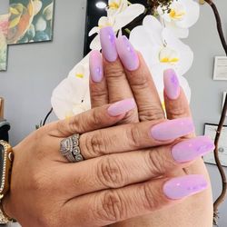 L'amour Nails & Spa - Lavender Chrome nails