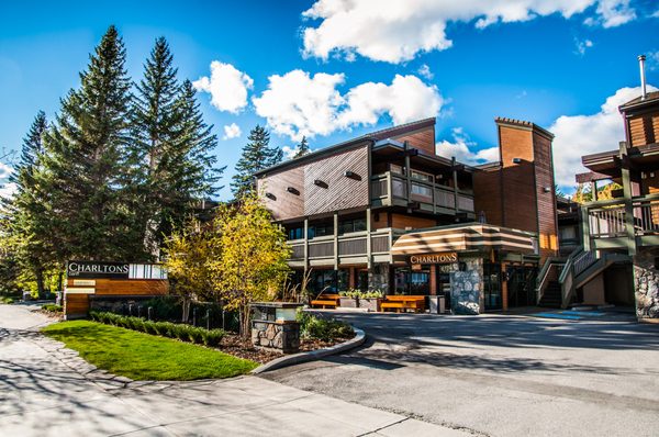 Charltons Banff by null