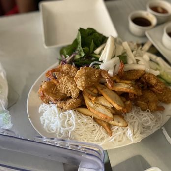 Golden Saigon - Vietnamese Near Me - Aurora, Colorado