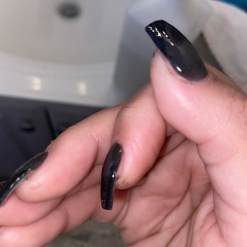 LT Nail Lounge - Nail Salons Near Me - Crystal Lake, Illinois