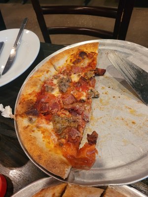 Grace Pizza & Shakes by null