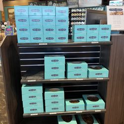 Hat Six Travel Center - Cinnabon ready to go