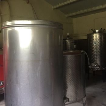Podere Còncori - Wine Tasting Room Near Me - Fiattone, LU Podere Còncori - Wine Tasting Room Near Me - Fiattone, LU