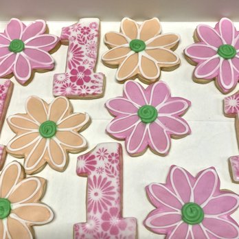 Classic City Cookies - a box of decorated cookies - Desserts Near Me - Auburn, Indiana Classic City Cookies - a box of decorated cookies - Desserts Near Me - Auburn, Indiana