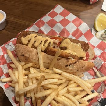 Bill's Bait Shop - Walleye po boy - Fish & Chips Near Me - Minneapolis, Minnesota Bill's Bait Shop - Walleye po boy - Fish & Chips Near Me - Minneapolis, Minnesota