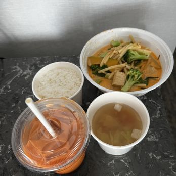 Hey Thai - Red curry w/ side of soup (comes with rice) and an iced Thai tea. I subbed red pepper for broccoli. I have enough for lunch tomorrow too. - Thai Near Me - New York, New York Hey Thai - Red curry w/ side of soup (comes with rice) and an iced Thai tea. I subbed red pepper for broccoli. I have enough for lunch tomorrow too. - Thai Near Me - New York, New York