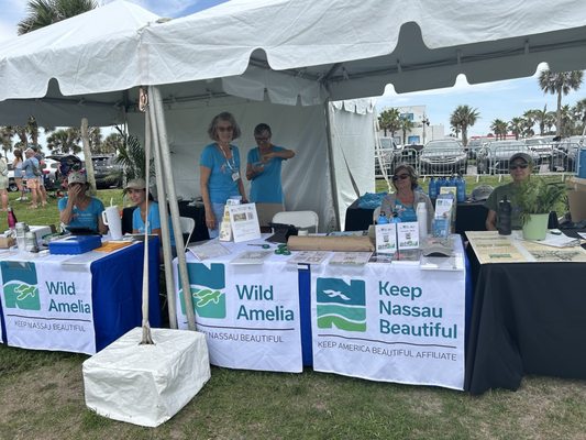 Main Beach Park by null