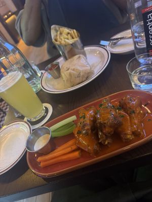 Central Park Tavern by null