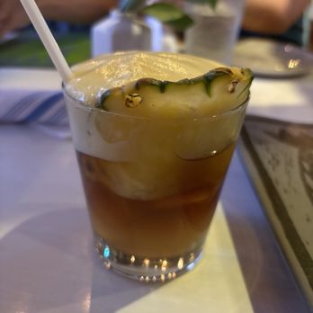 Moku Kitchen - Mai tai - Cocktail Bars Near Me - Honolulu, Hawaii