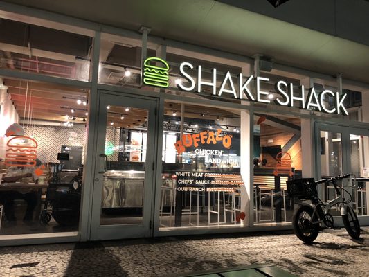 Shake Shack South Beach Miami by null