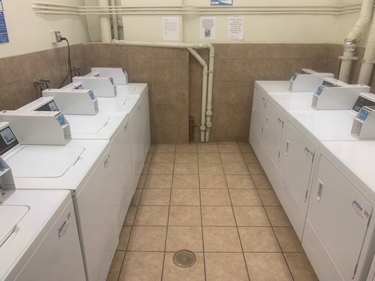 DADSON LAUNDRY - Updated August 2024 - 13 Photos & 23 Reviews - Los