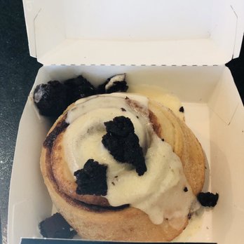 Cinnaholic - Banana frosting with brownie chunks - Desserts Near Me - Atlanta, Georgia Cinnaholic - Banana frosting with brownie chunks - Desserts Near Me - Atlanta, Georgia