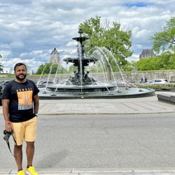 Fontaine de Tourny - Tony Fountain Quebec City_Yelp_Sanju-6