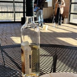 Villa Antonio Winery - Wine and music