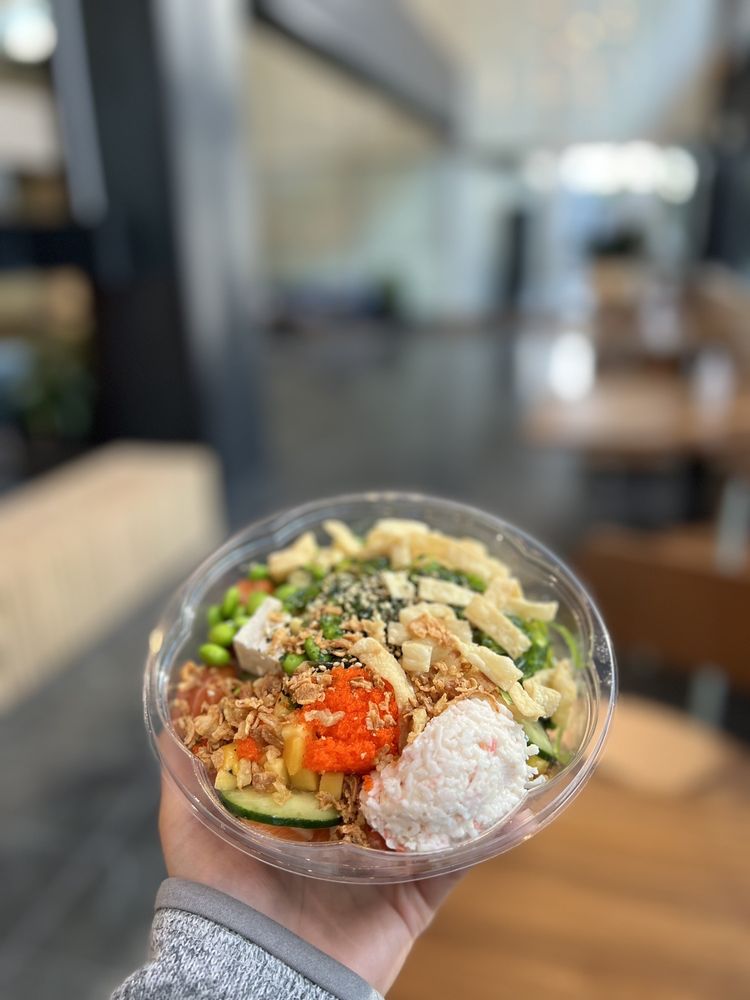 FOB POKE BAR Updated October 2024 137 Photos & 107 Reviews 333