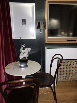 Brown's Central Hotel by null