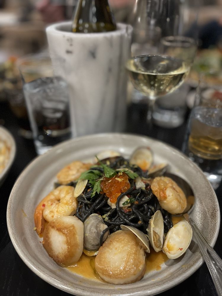 KATIE’S PIZZA & PASTA AT BALLPARK VILLAGE Updated November 2024 330