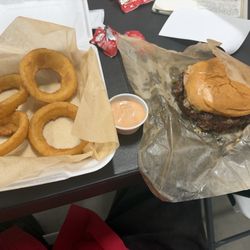 The griller, onion rings and a side of smash sauce.