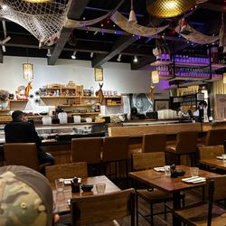 Sushi Hana - Great location