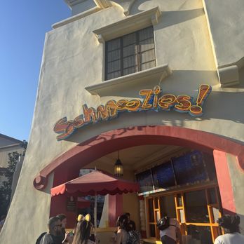 Schmoozies! - Outside - Coffee & Tea Near Me - Anaheim, California