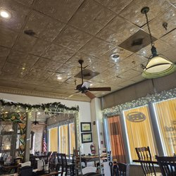 D's Breakfast & Burgers - Ambiance