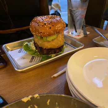 Gordon Ramsay Burger - Salad Near Me - Chicago, Illinois