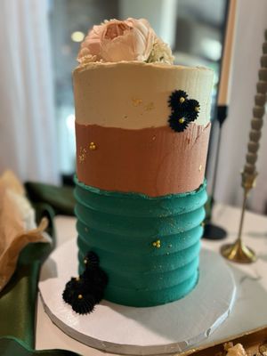 THE NAKED CUPCAKE - Updated January 2026 - 219 Photos & 113 Reviews