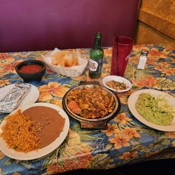 Chicken fajita lunch portion, guacamole and Pico
