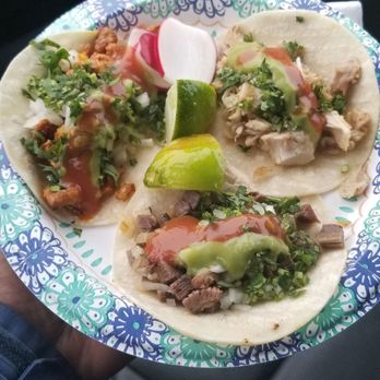 Mexcalli Black Truck - 5 dolla holla. Lengua, al pastor and chicken tacos - Food Trucks Near Me - New Haven, Connecticut