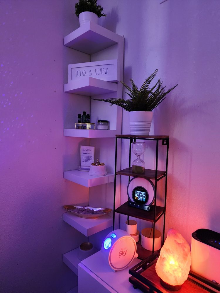 The LA Skin Bar Logo