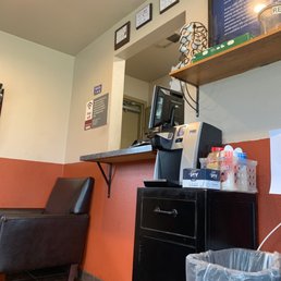 Front reception area. Clean and organized! Front reception area. Clean and organized!