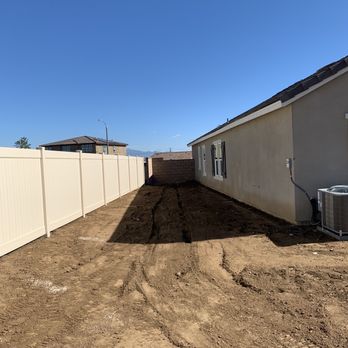 Grizzly Landscape - Before - Landscaping Near Me