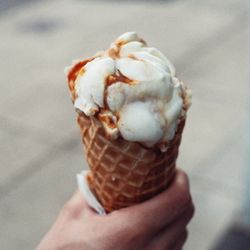 Salt & Straw - Salted Sea Salt w/ Caramel Ribbons