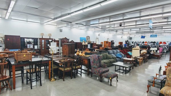 Beacon House Thrift Shop - Long Beach by null