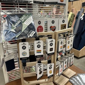LA Finch Fabrics - Fabric Stores Near Me - Los Alamitos, California LA Finch Fabrics - Fabric Stores Near Me - Los Alamitos, California
